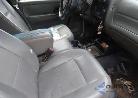 2005 Ford Ranger Xl/Xls/Xlt из США, поврежденный, VIN 1FTYR10D05PA40613